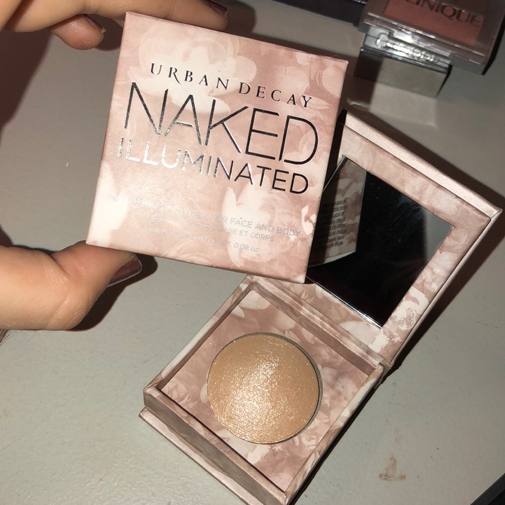 Urban decay naked illuminated